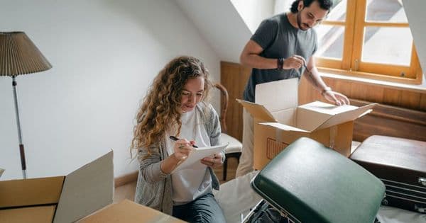 Expat travel insurance UK: what British expats can actually buy, from £41.86 a month